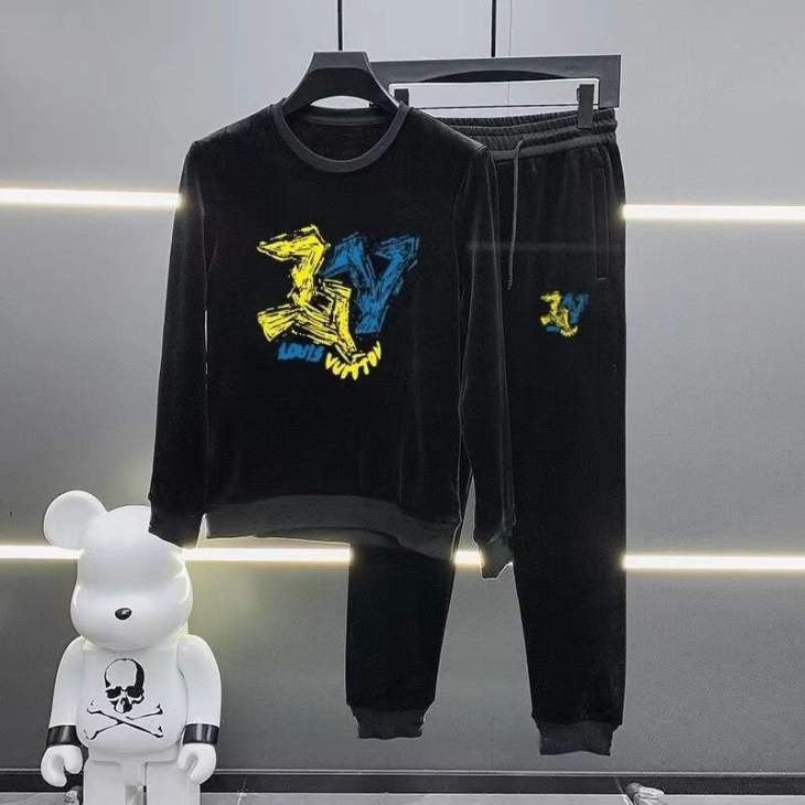 Picture of LV Sweater Suits _SKULVM-5XLkdtr4341077
